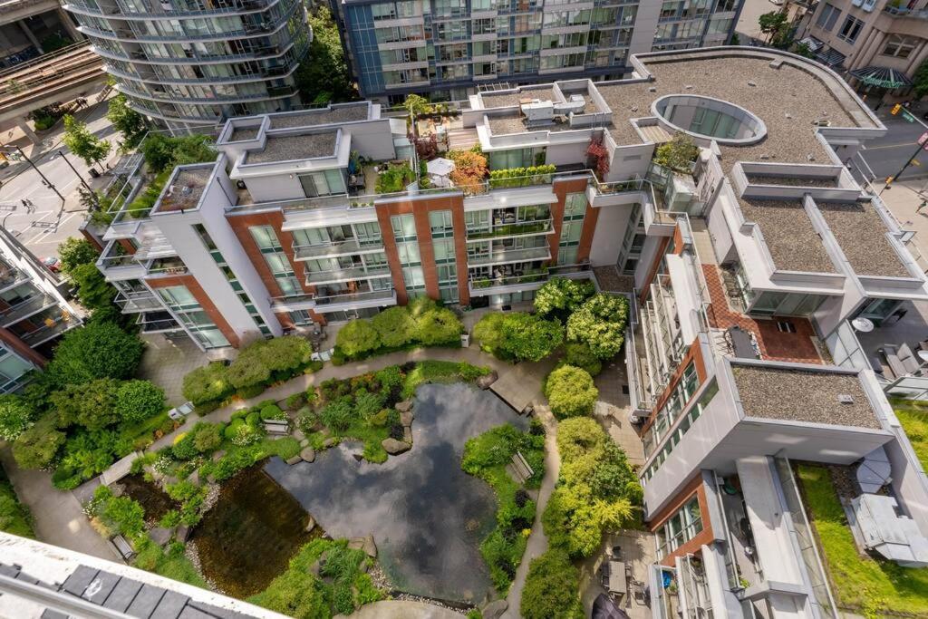 Downtown King Suite-Surround Views-Pool/Gym/Parkng Vancouver Zewnętrze zdjęcie